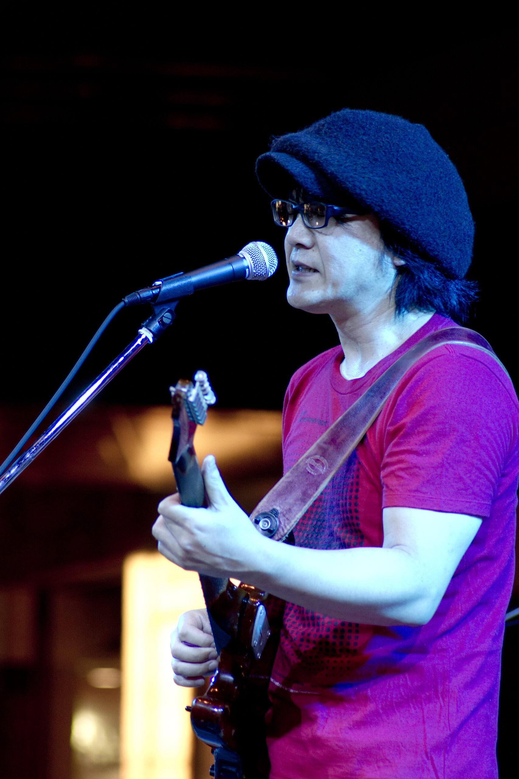 ギター講師 宇野栄一